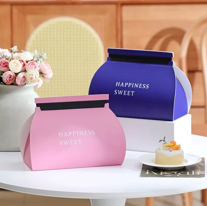Royal Swiss Delight Packaging Box – Elegant Mousse & Mille-Feuille Pastry Holder