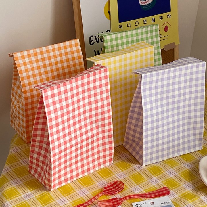 10pcs Plaid Kraft Paper Bags | Checkered Gift Packaging Bags Durable & Reusable Paper Bags