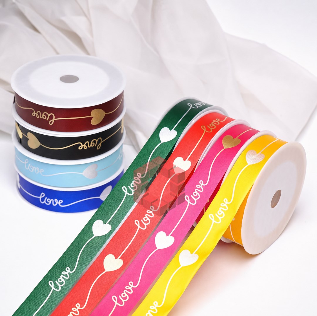 Plastic Love Heart Ribbon 30cm x 50 Yards | Gift Wrapping Ribbon | Bouquet Flower Wrapping Ribbon