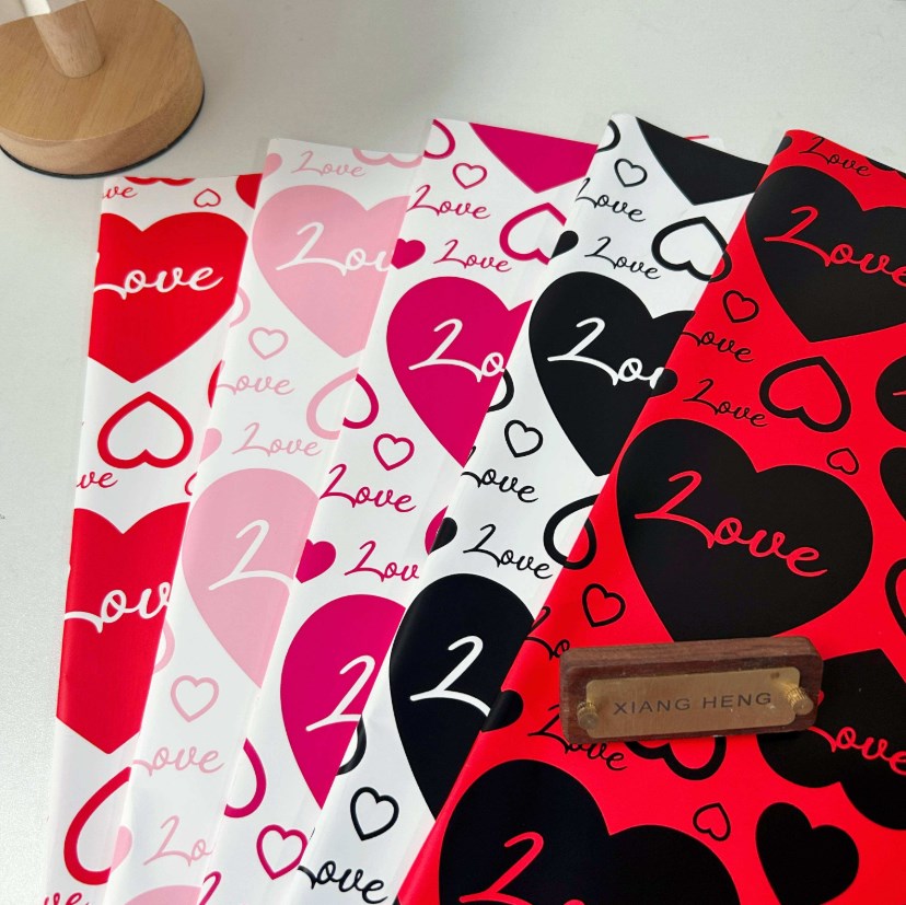 20pcs | Love & Heart Pattern Flower Wrapping Paper | Waterproof Bouquet Wrapping Paper | Floral Gift