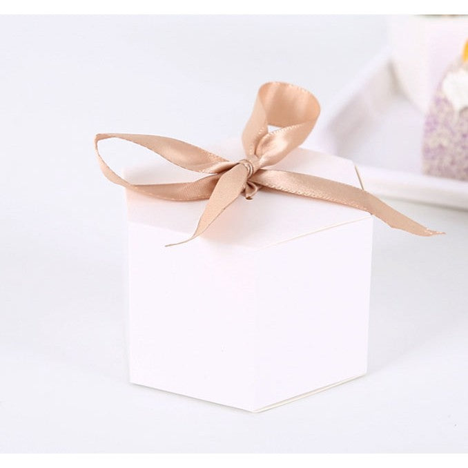 Hexagonal kraft carton gift box candy box white leather paper baking box with ribbon