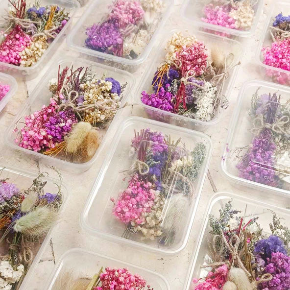 7 IN 1 Preserved Real Dried Flowers in a Tub (Random Flowers) Gift Wedding Party