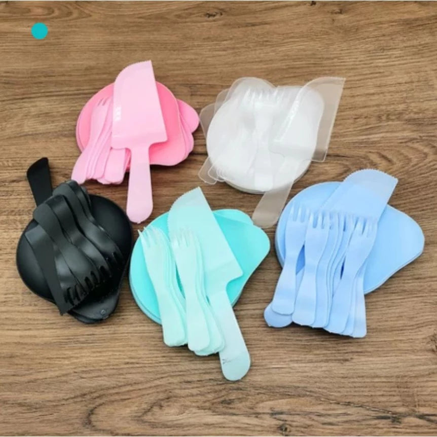 Knife, Fork and Plate Disposable Set – Durable Plastic Cutlery for Dessert, Birthday & Wedding Event