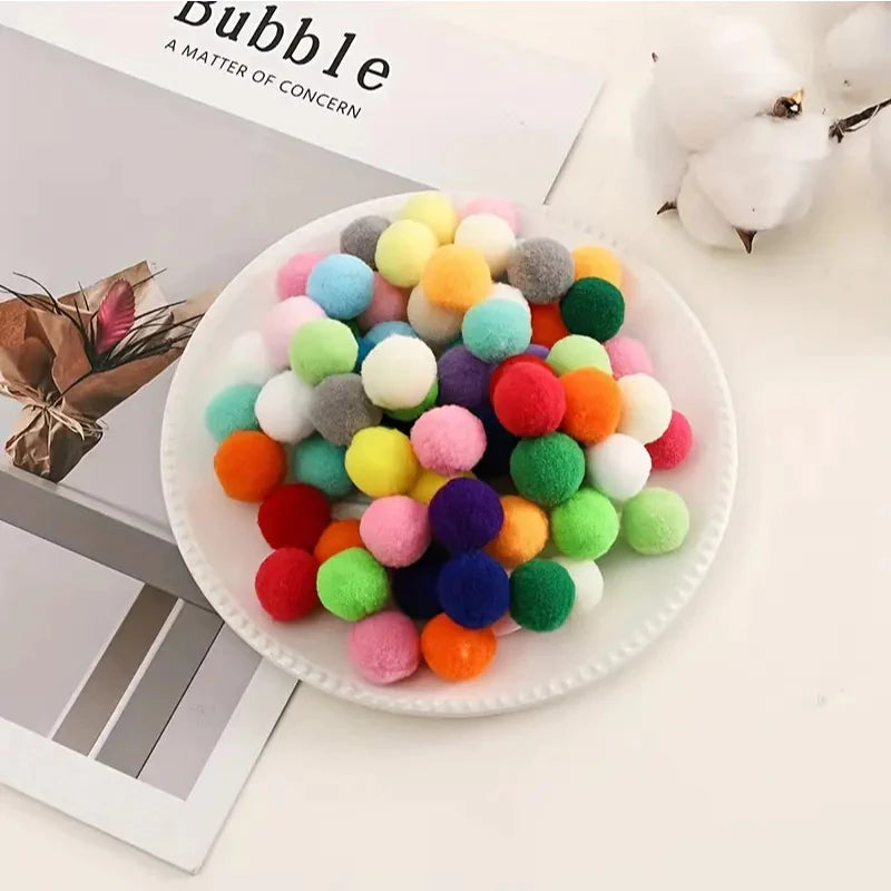 (100pcs/1pack) Mixed Gradient Color Pompom Fluffy Ball 1cm Coloful Polyester Plush Ball